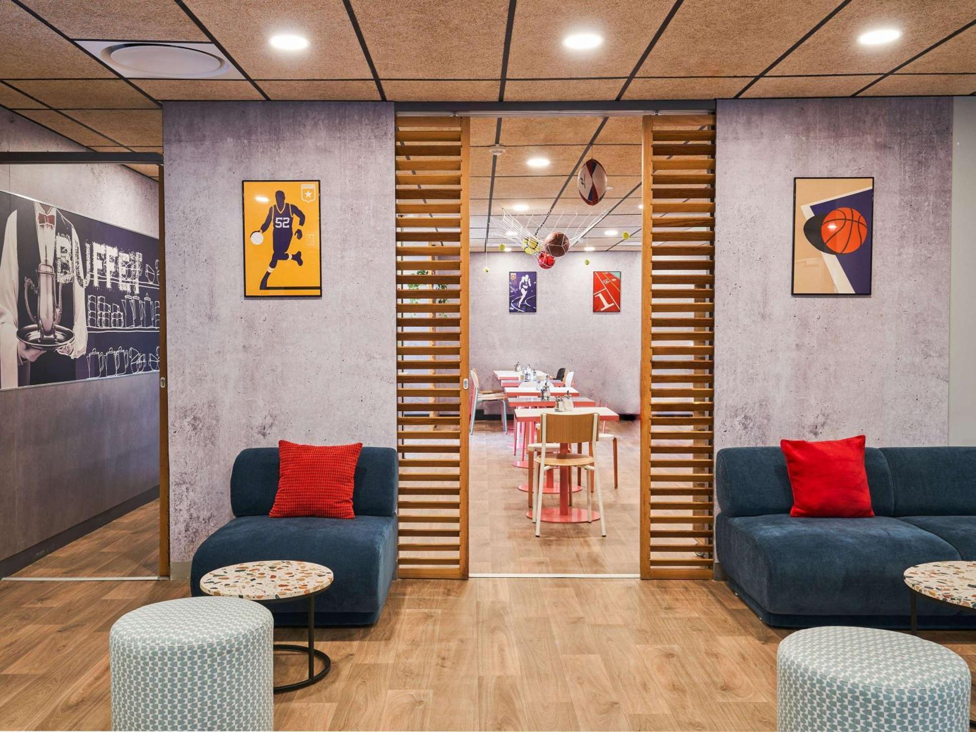 Ibis Budget Saint-Maurice Bagian luar foto