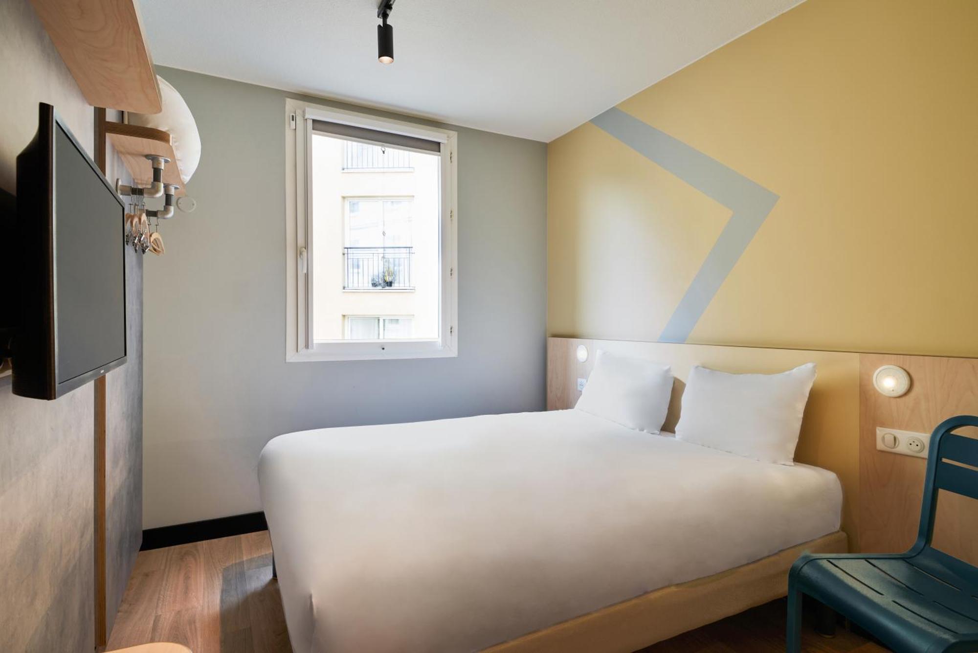 Ibis Budget Saint-Maurice Bagian luar foto